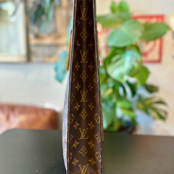 Louis Vuitton Monogram Sac Plat - Picture 7 of 15